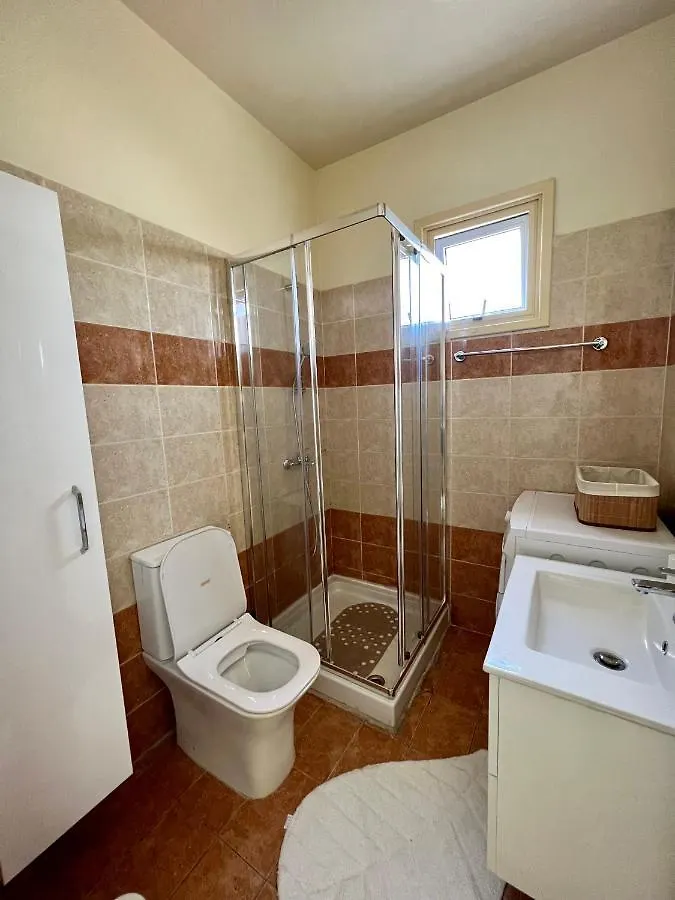 Hostel Carisa Holiday Rooms Larnaca